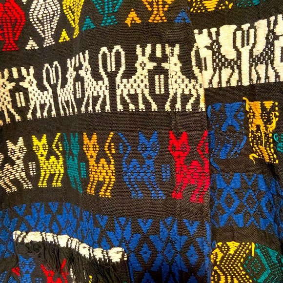 Authentic Guatemalan Handwoven Poncho Vest - Picture 2 of 4